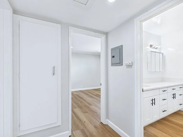 308 Raymondale Dr #7 — Photo 11