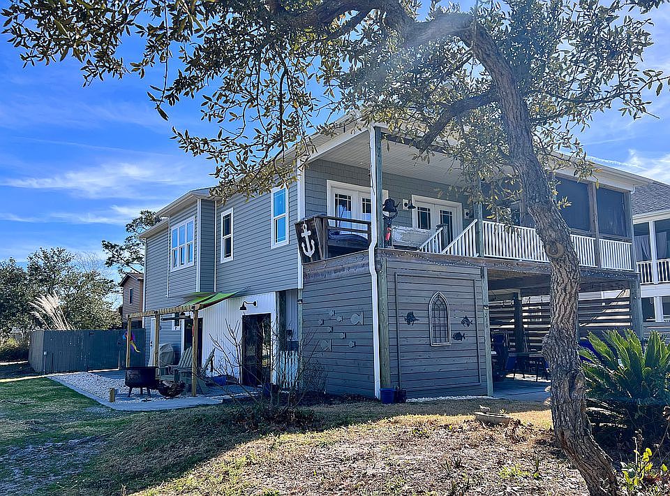 1st image of 230 NE 50th St
