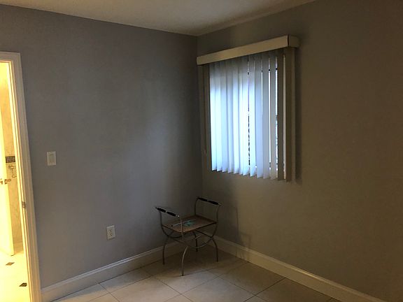 4th image of 15923 87th St