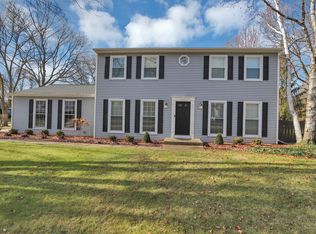 605 S Charles Ave, Naperville, IL 60540