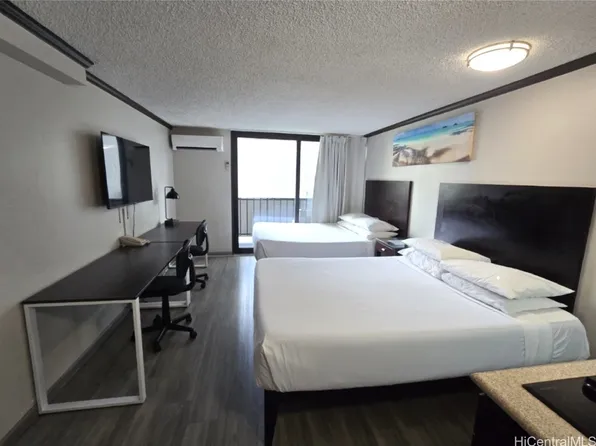 2425 Kuhio Ave #503, Honolulu, HI 96815