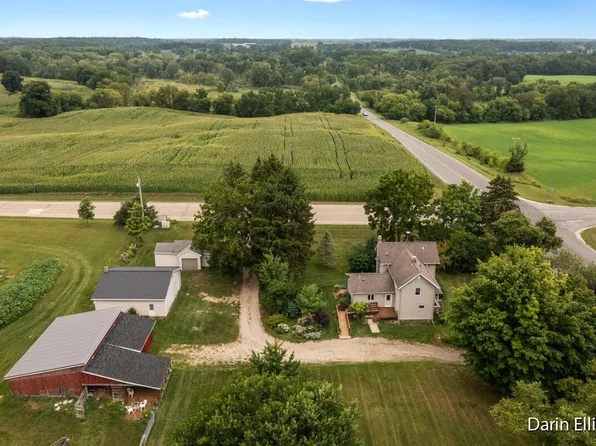 2473 Jefferson Rd, Ionia, MI 48846
