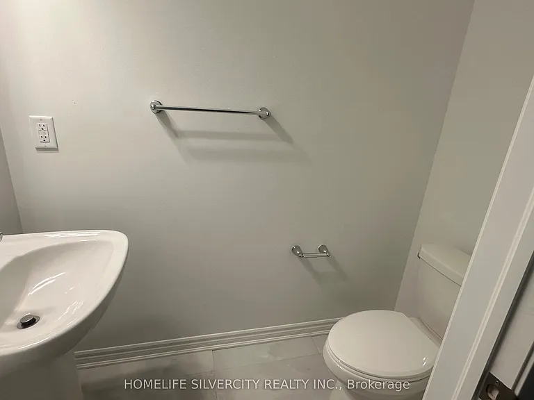 58 Melmar St S — Photo 15
