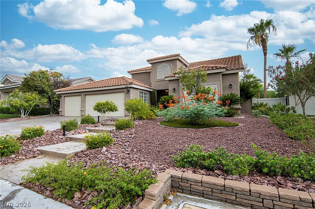 3 bed, 2.5 bath, 2835 sqft, $3,295 — Photo 2
