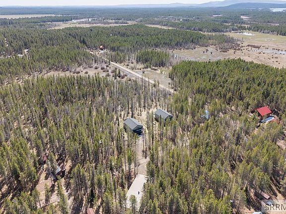 2nd image of 4060 Steelhead Dr