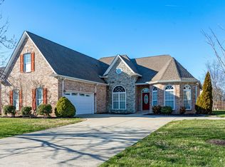 2002 Nealcrest Cir, Spring Hill, TN 37174