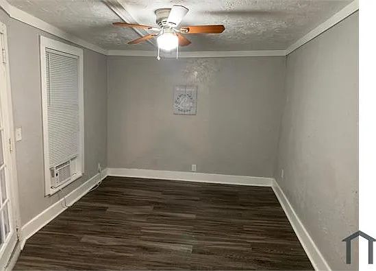 2320 McFaddin St #3 — Photo 5