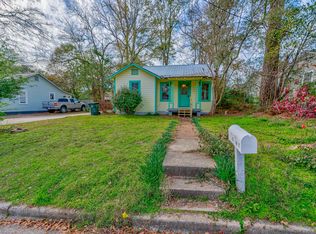 425 3rd St, Jasper, TX 75951