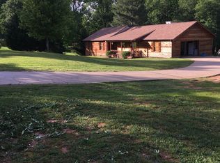 60 Caroldean Dr, Travelers Rest, SC 29690