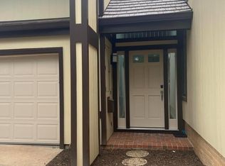 6305 Friendship Ct, Bethesda, MD 20817