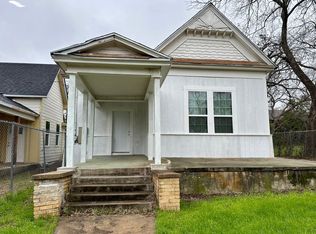 1110 N 11th St, Waco, TX 76707