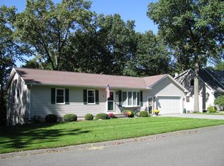 6 Dejordy Ln, Chicopee, MA 01020