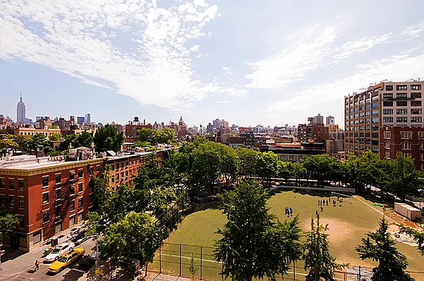 Rented by R New York | media 39