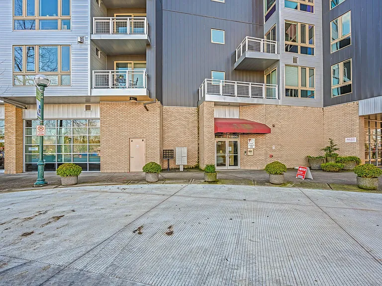 12600 SW Crescent St #308 — Photo 12