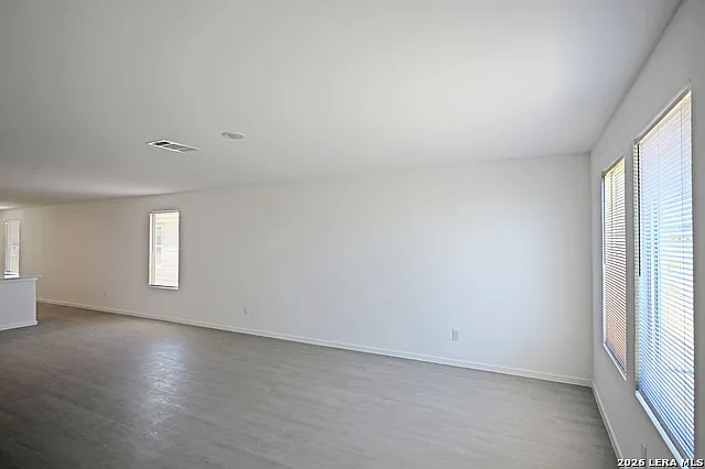 2411 Shady Grv — Photo 14