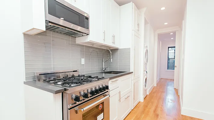 Rented by Nooklyn NYC LLC | media 23