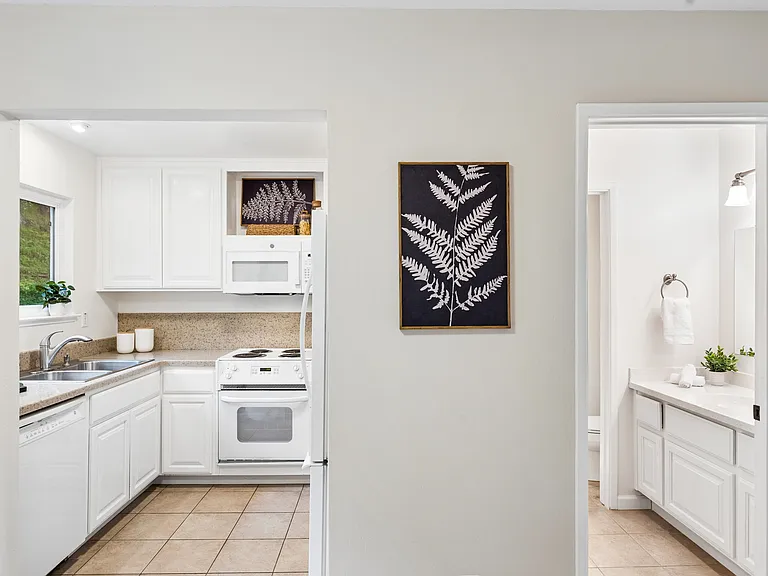 4024 Farm Hill Blvd #8 — Photo 6