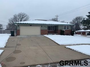 2131 N 77th St, Lincoln, NE 68505