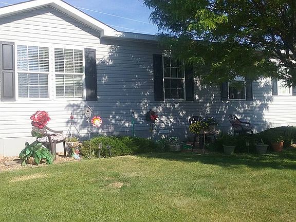 3rd image of 4309 Wapiti Way