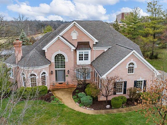 5th image of 339 Hampshire Hill Ln