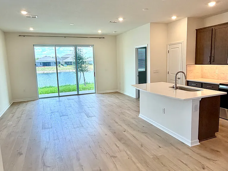 7519 Sea Oak Ct — Photo 4