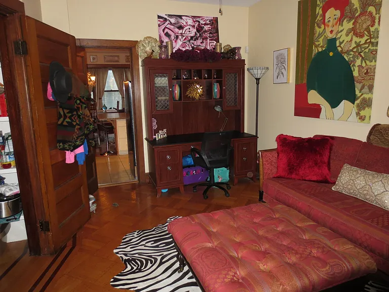206 Lancaster St — Photo 10