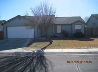 330 Wildrose Dr, Fernley, NV