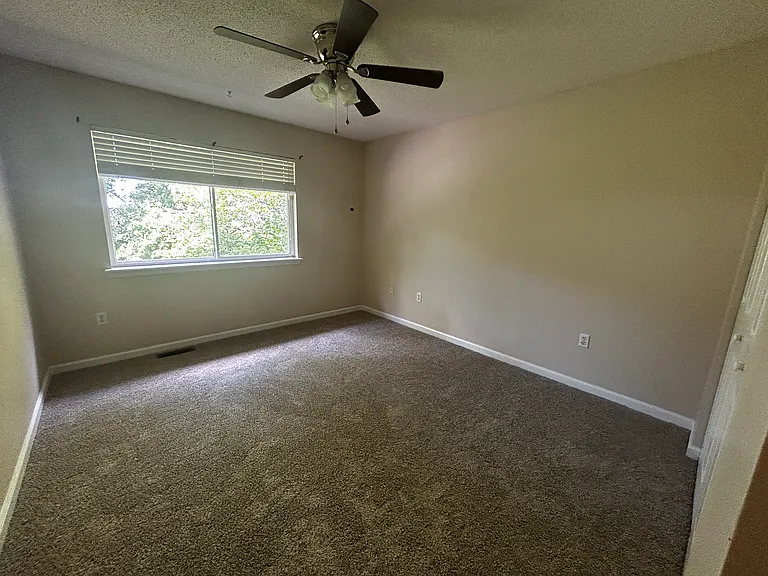 92 Steeplechase Ln #92 — Photo 11