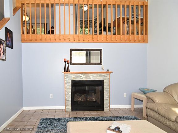 3rd image of 3 Almond Dr