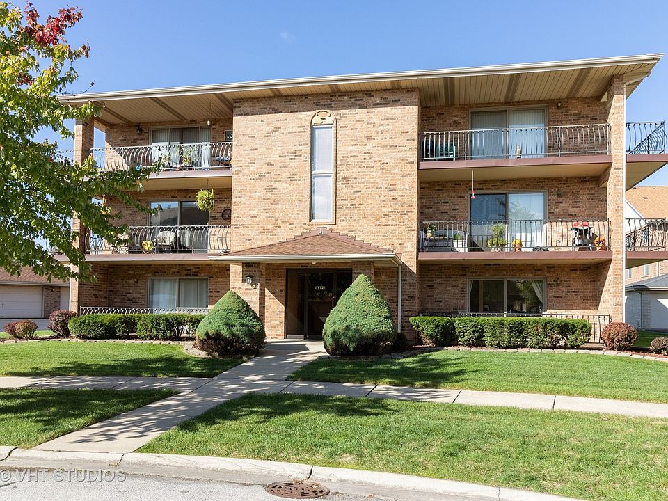 1st image of 16820 81st Ct APT 1S