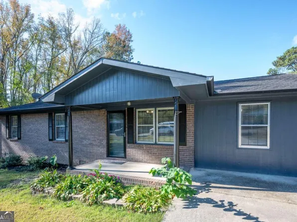 111 Echota Ave NE, Calhoun, GA 30701