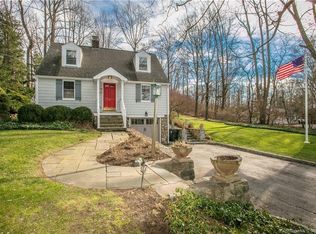 4 Old Danbury Rd, Ridgefield, CT 06877