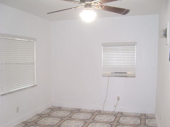 4th image of 6912 NE 5th Ave #B