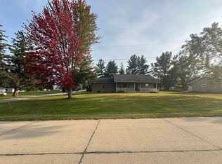 401 W Grove St, Lawler, IA 52154