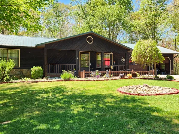 2444 Amanda Ln, Sevierville, TN 37876