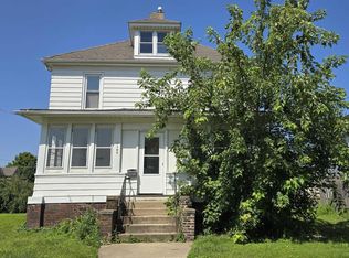 103 N Elm St, Kewanee, IL 61443