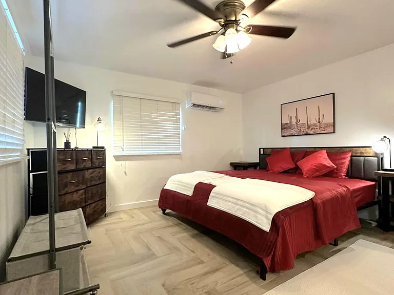 1211 NE 15th Ave #1-2 — Photo 5