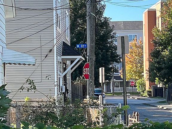 5th image of 3289 W 23rd Pl