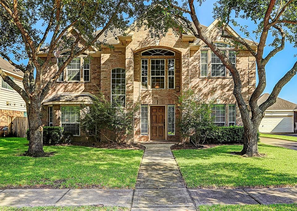 1st image of 1627 Brazos Gate Dr