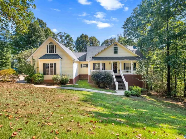 5421 Mountain Top Dr, Southside, AL 35907