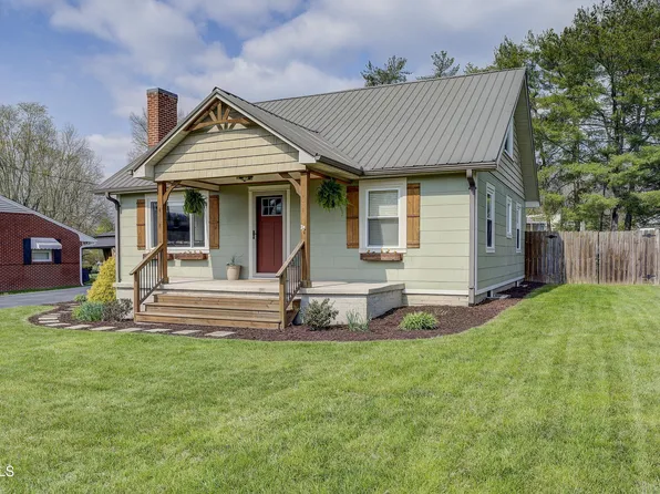 4238 Ivanhoe St, Kingsport, TN 37660