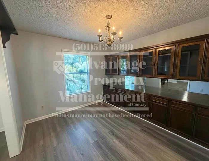 3 bed, 2.0 bath, 1651 sqft, $2,100 — Photo 4