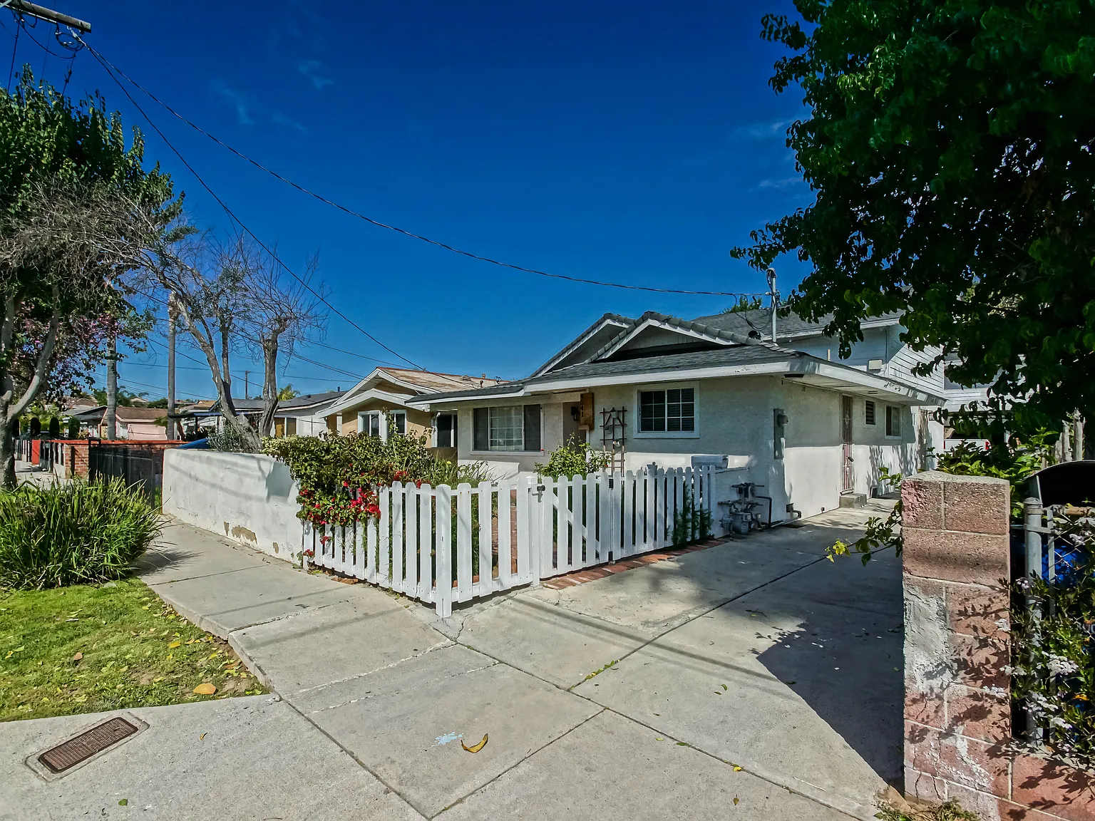 4 bed, 1200 sqft, $3,750 — Photo 2