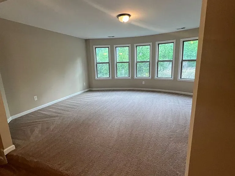 524 Tyne Dr — Photo 15