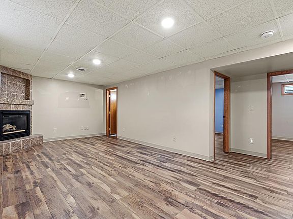 4th image of 611 Camden Dr
