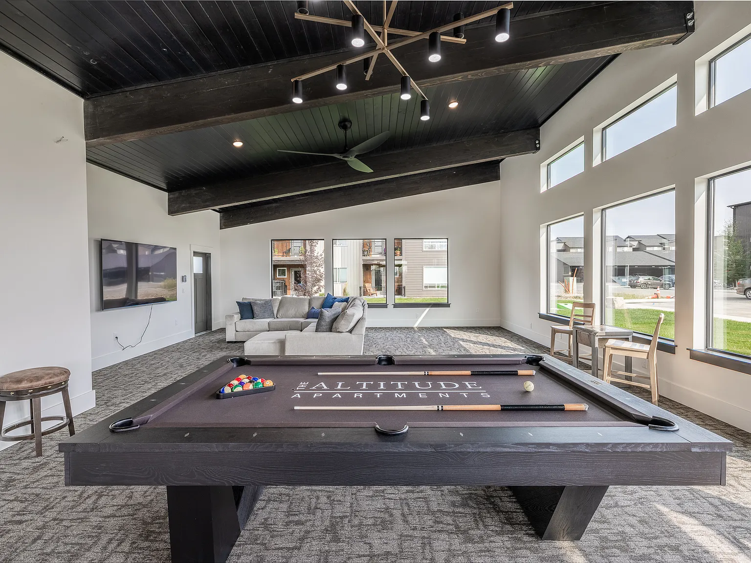 Altitude Apartments — Photo 3