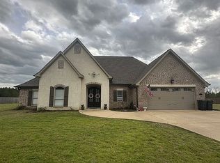 4094 Old Wolfe Rd, Caledonia, MS 39740