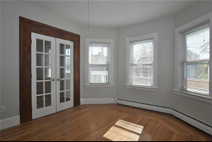 1st image of 93 Carolina Ave