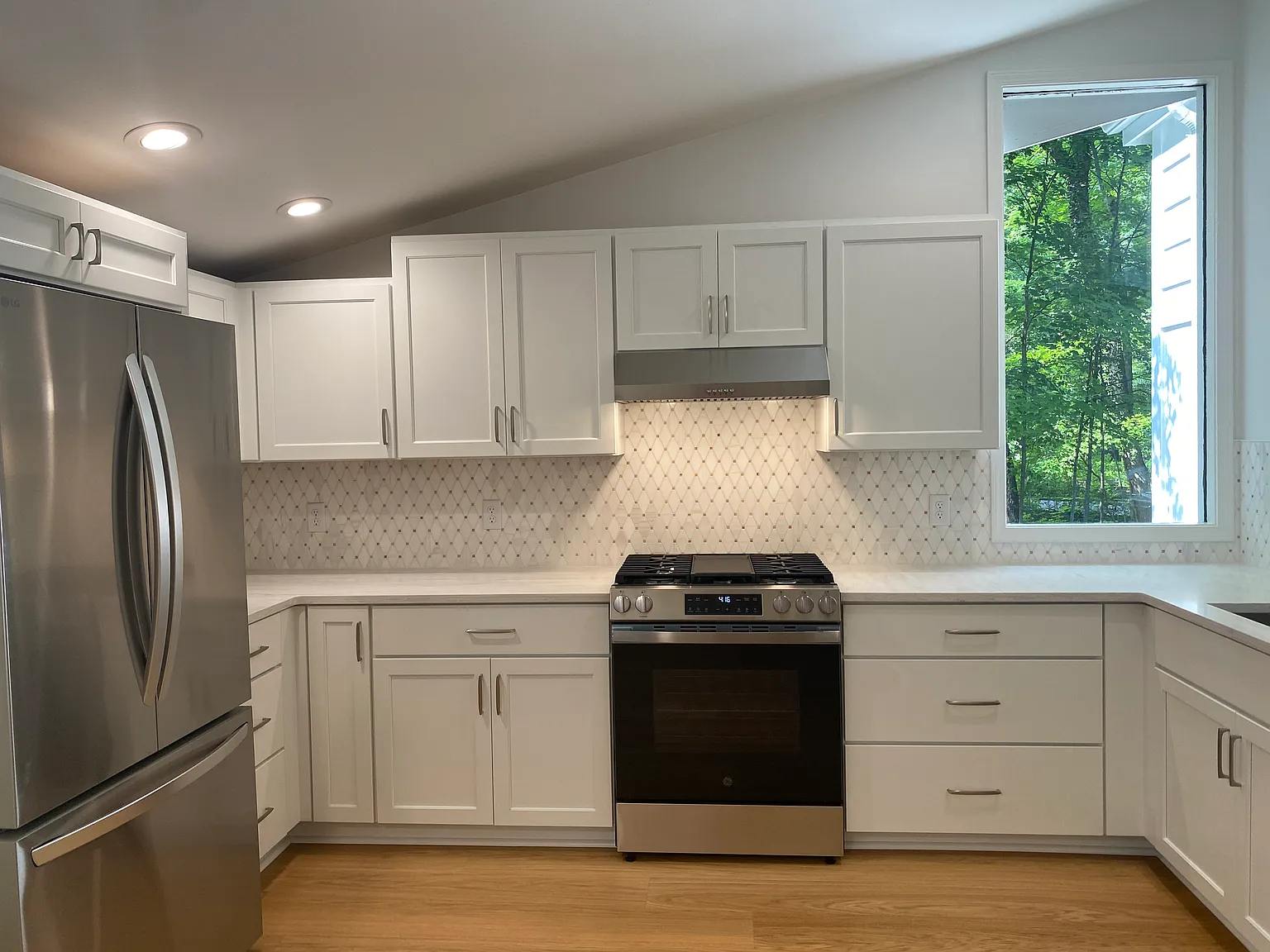3 bed, 1488 sqft, $4,000 — Photo 4