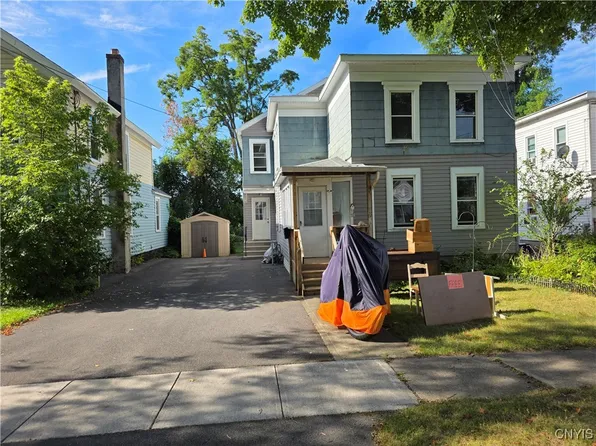 223 W Ellis St, East Syracuse, NY 13057